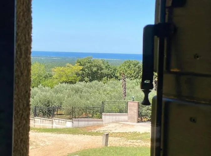 Aurora Villa Kaštelir